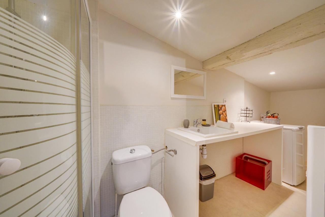 Observance 2 Bedroom Duplex Apartment Бордо Экстерьер фото