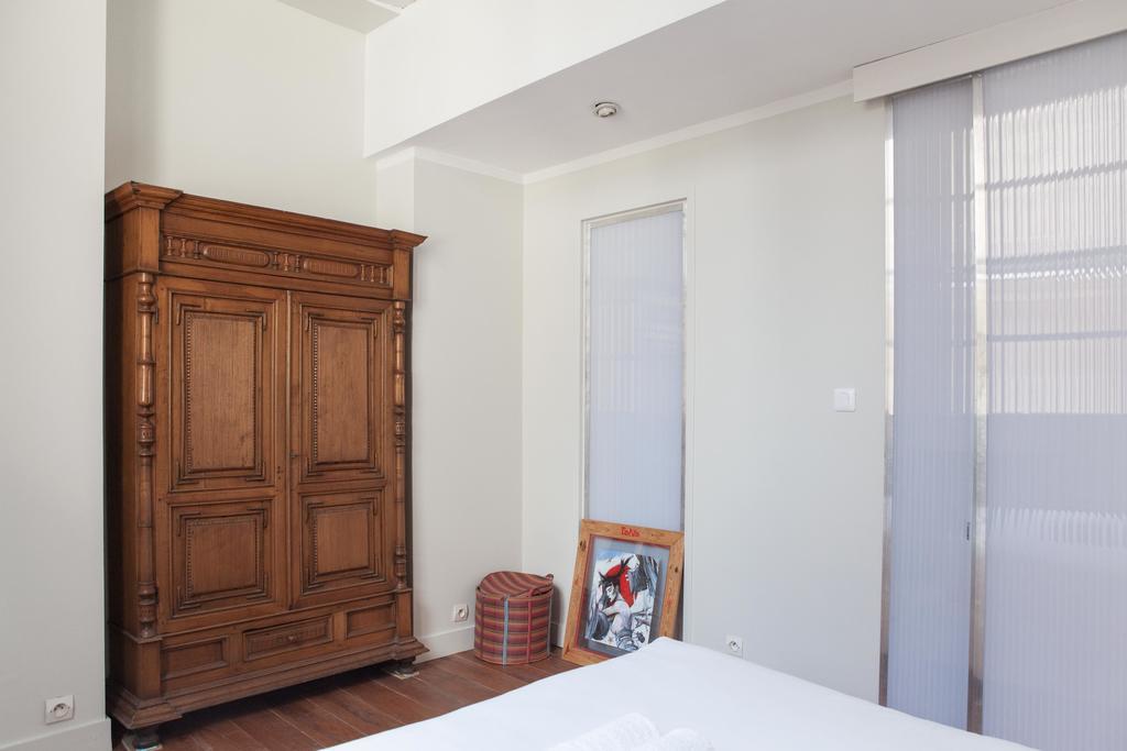 Observance 2 Bedroom Duplex Apartment Бордо Экстерьер фото